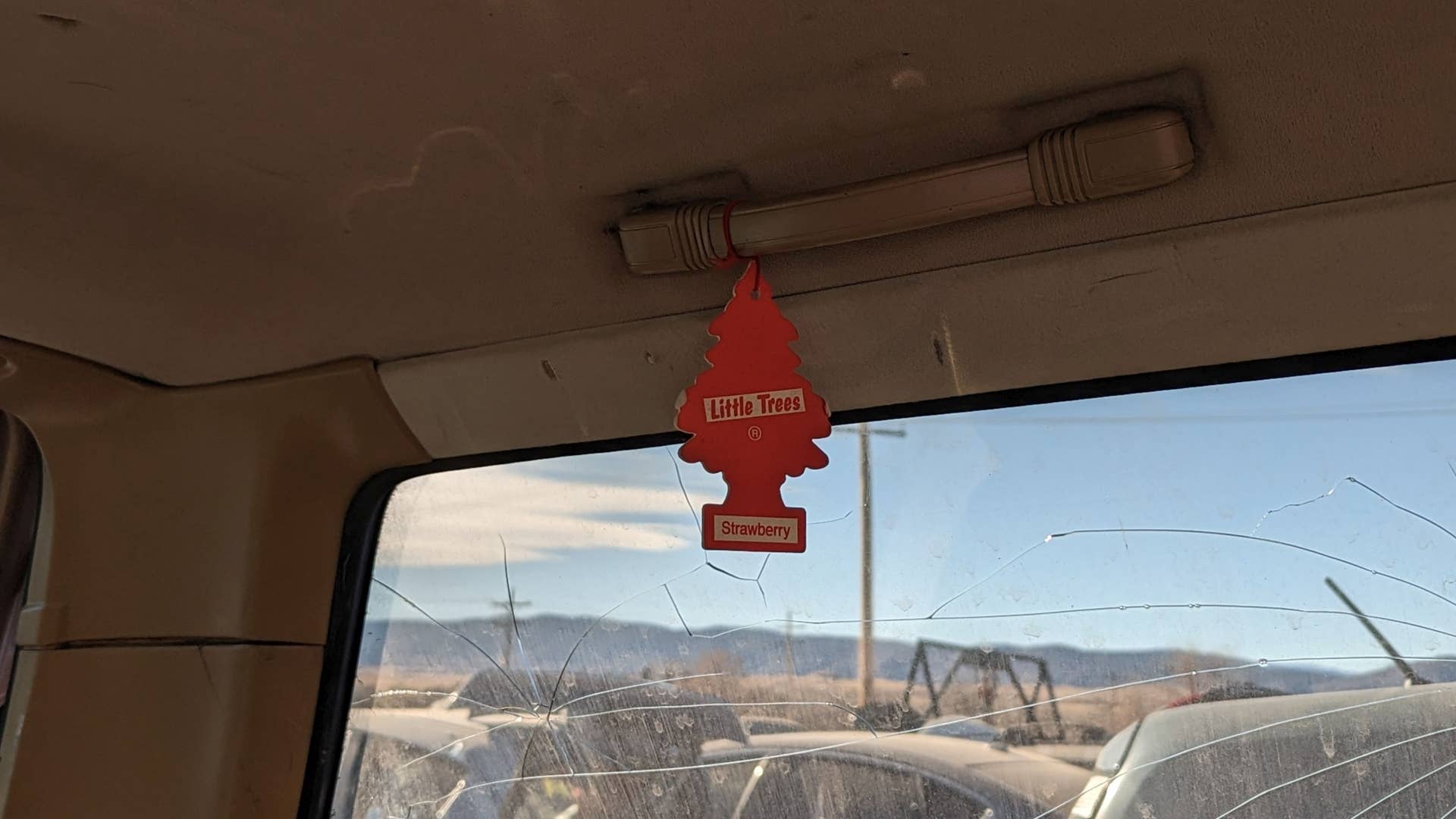 Junkyard Gem: 1984 Toyota Van LE - Autoblog